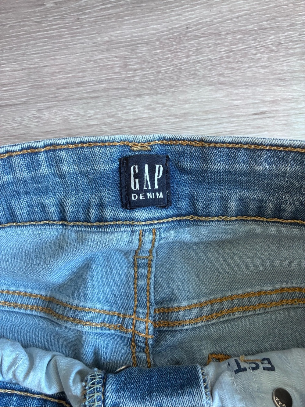 GAP Light Blue Button-Fly Boyfriend Jeans - Picture 2 of 4